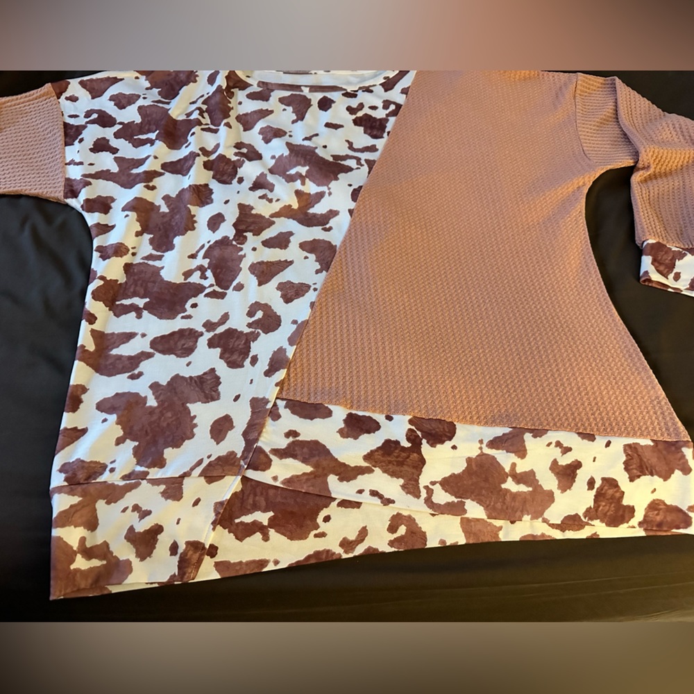 Boutique cow print and thermal long sleeve top xxl